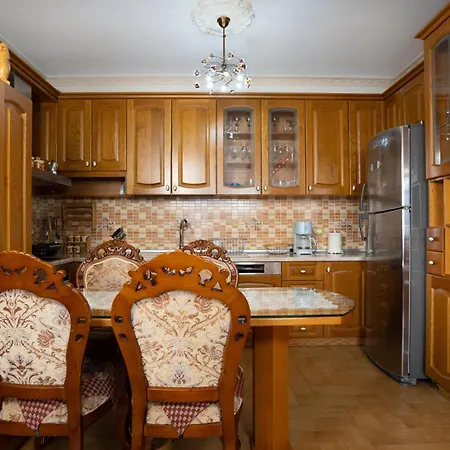 Beachfront 3 Bedroom With Sea View Avlonya