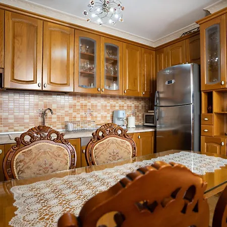 Beachfront 3 Bedroom With Sea View Daire *