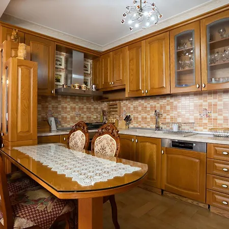 Daire Beachfront 3 Bedroom With Sea View Avlonya