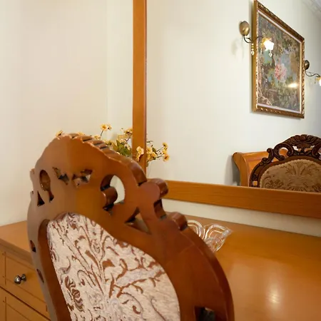 Daire Beachfront 3 Bedroom With Sea View Avlonya
