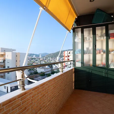 Beachfront 3 Bedroom With Sea View Daire