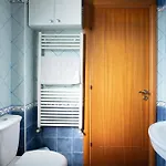 Beachfront 3 Bedroom With Sea View Apartament Wlora