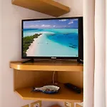 Beachfront 3 Bedroom With Sea View